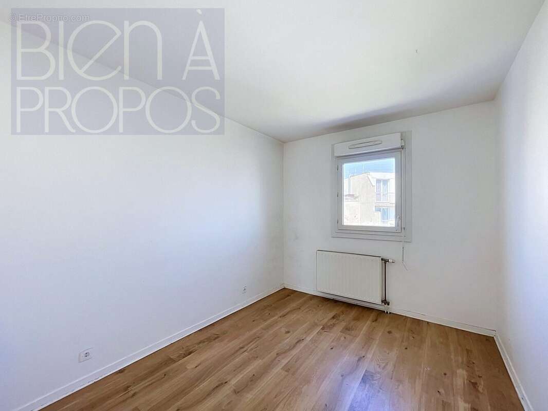 Appartement 80 m² à Creteil  - photo 7