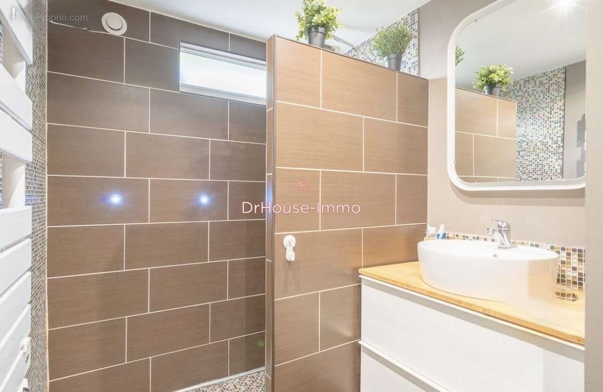 Maison à LES PAVILLONS-SOUS-BOIS