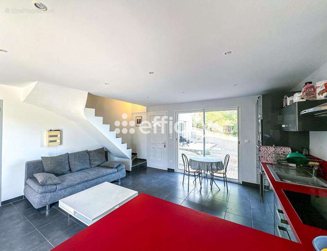 Maison à ENSUES-LA-REDONNE