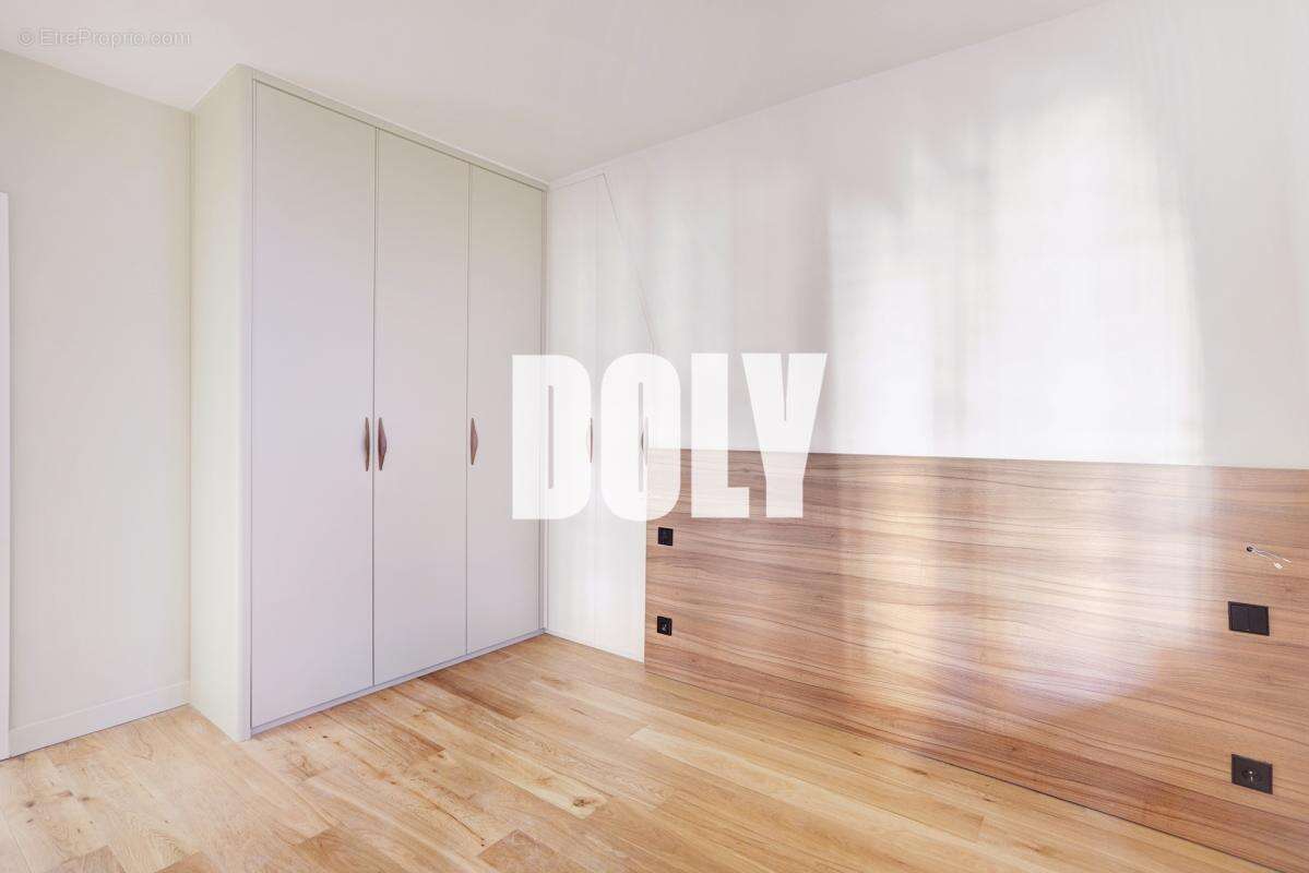 Appartement à PARIS-6E