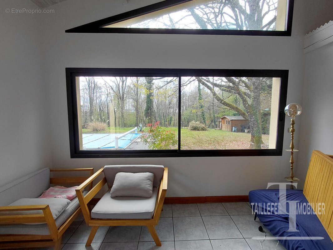 Maison 240 m² à Perigueux  - photo 4