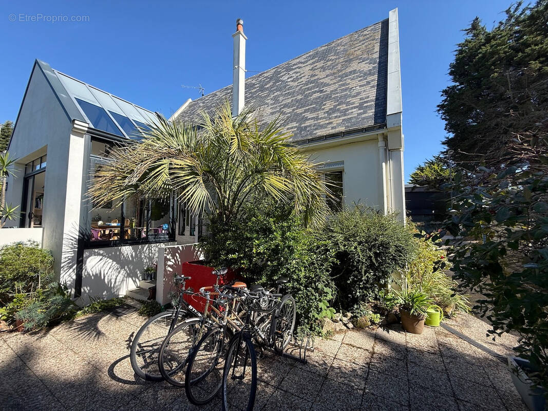 Maison à LE POULIGUEN