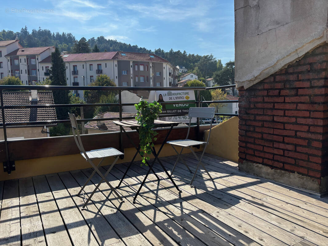 Appartement à SAINT-ETIENNE