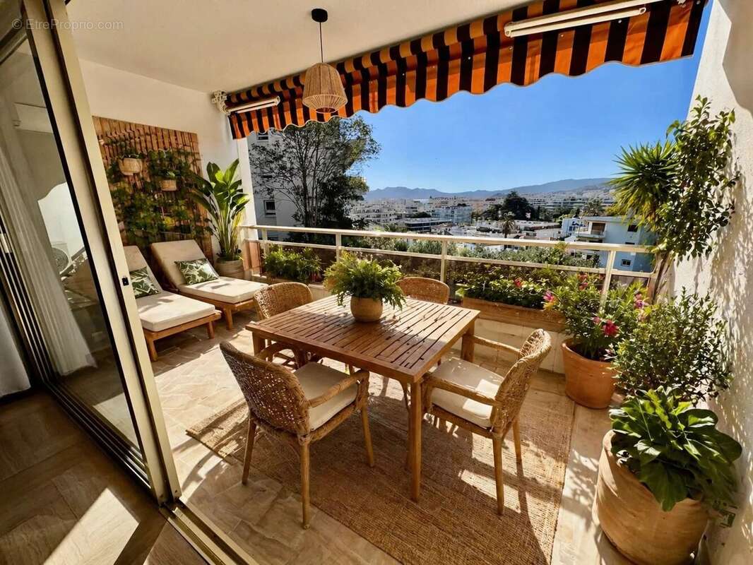 Appartement à CANNES