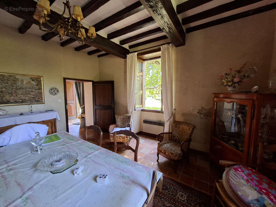 Maison à MIRANDE