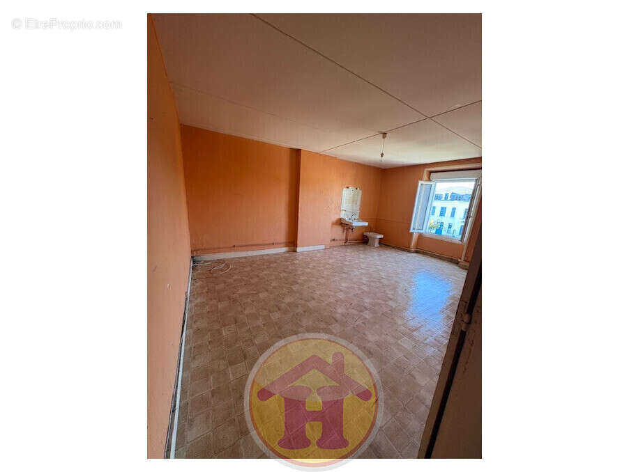 Appartement à SAILLAT-SUR-VIENNE