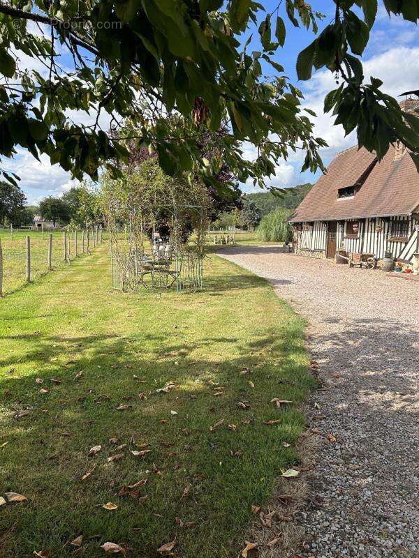 Maison à MONTFORT-SUR-RISLE