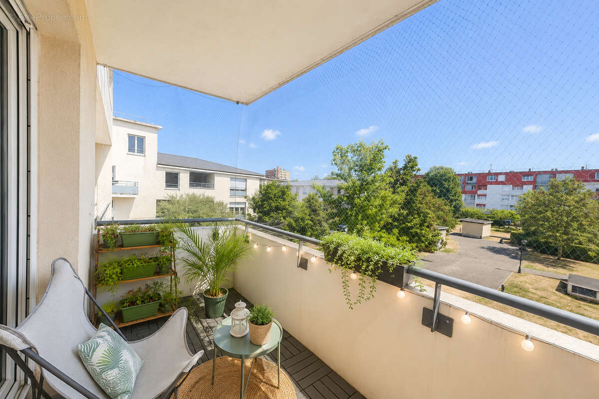 Appartement Trappes 3 pièce(s) 63 m2 - photo 4