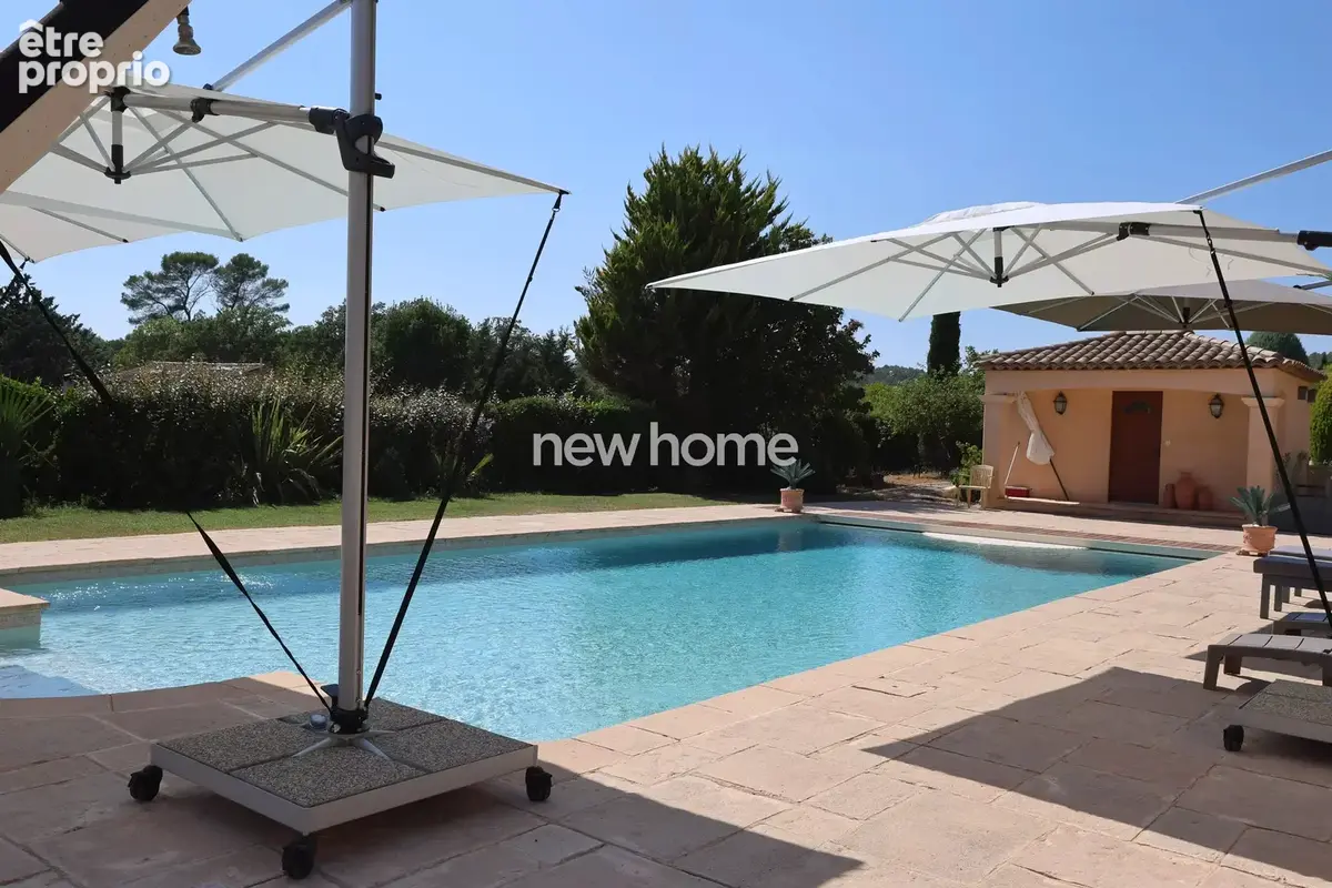 Villa de plain-pied et grande piscine - TBE - photo 5