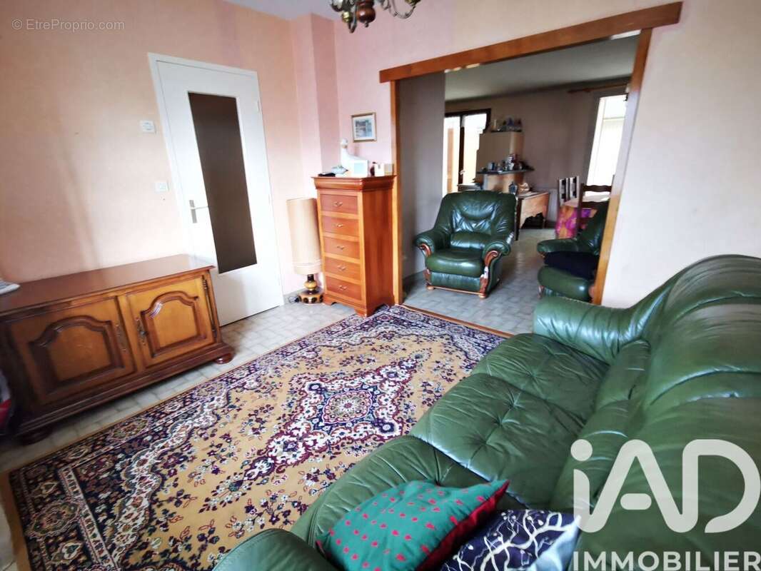 Photo 6 - Maison à YVRE-L'EVEQUE