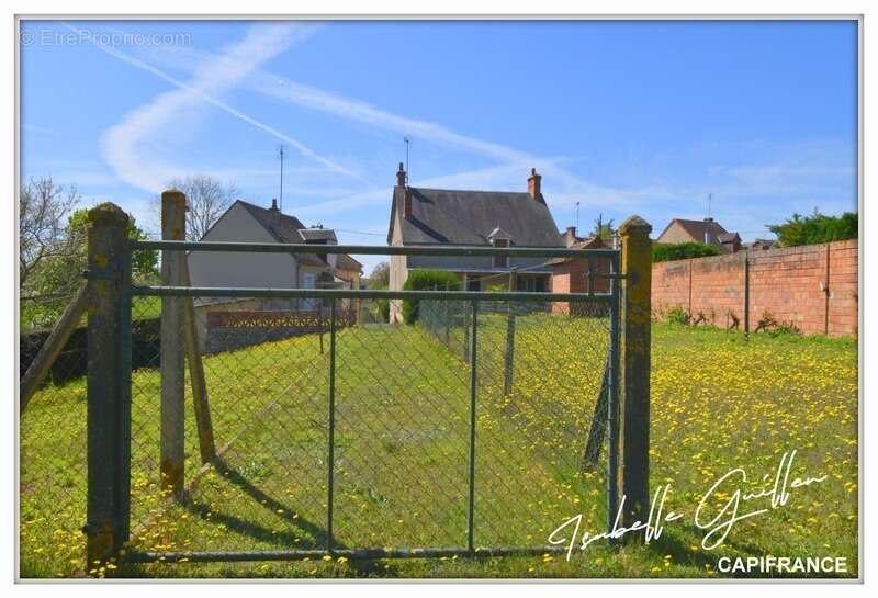 Maison à CHATEAUMEILLANT