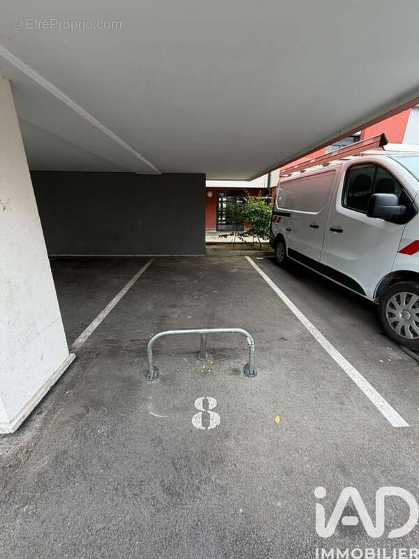 Photo 4 - Parking à PONTAULT-COMBAULT