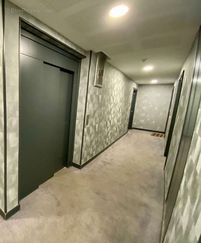 Appartement à SARTROUVILLE