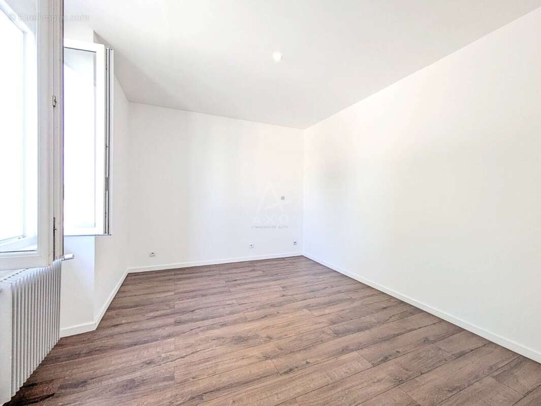 Maison à SAUVETERRE-DE-BEARN