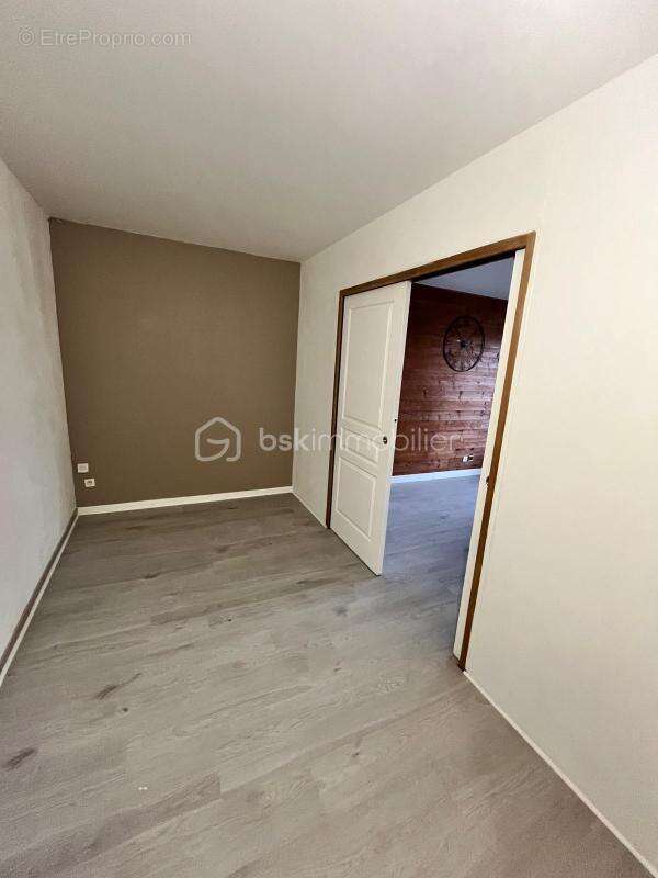Appartement à CORBEIL-ESSONNES