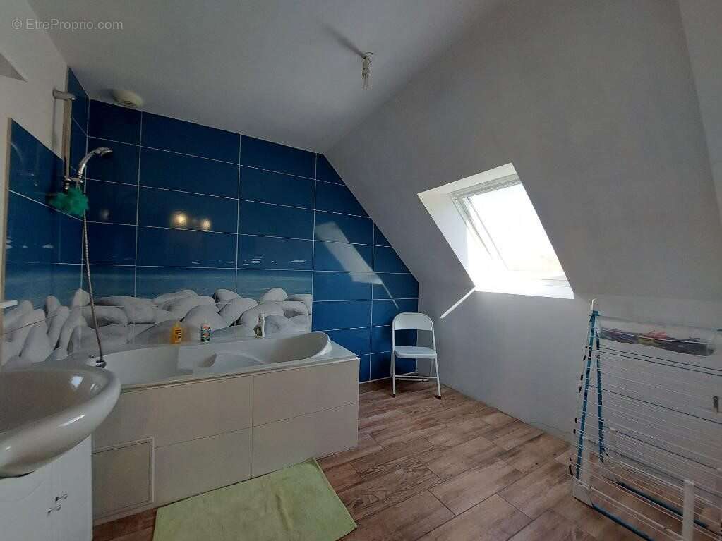 Maison à BRICQUEVILLE-SUR-MER