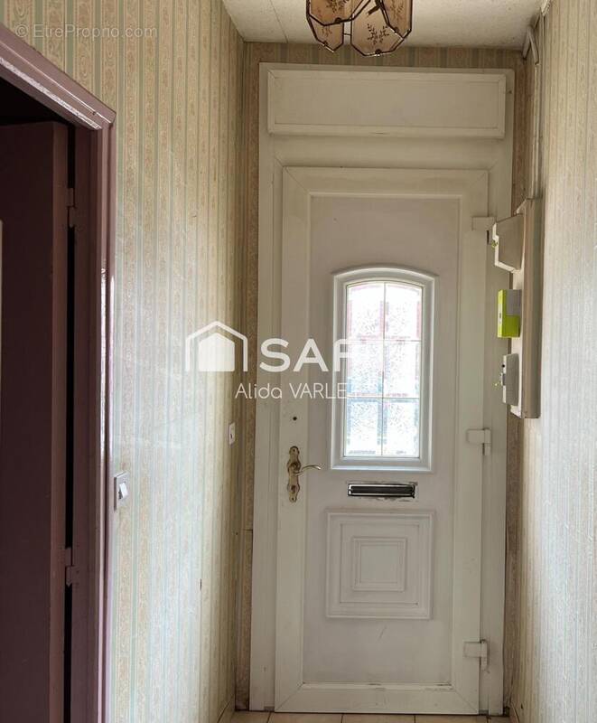 Photo 1 - Maison à TERGNIER