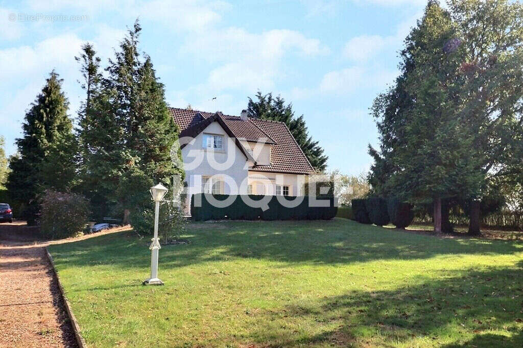 Maison de 172m² à Bernay - photo 2