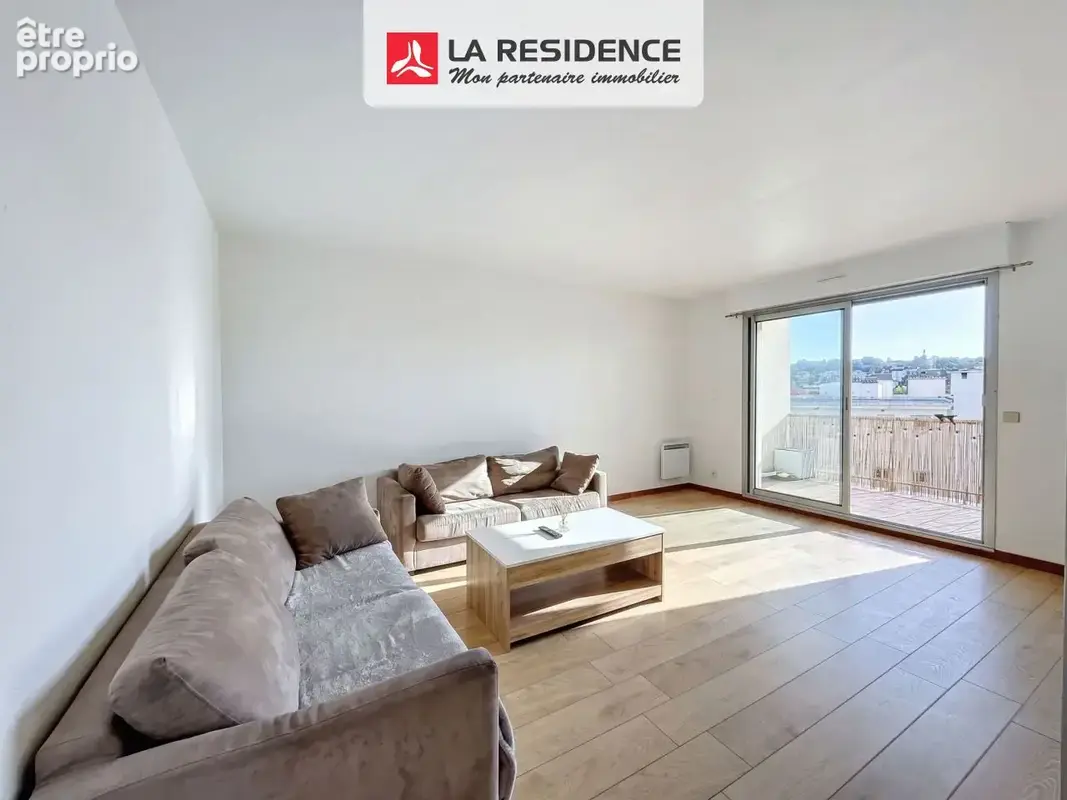 Appartement 3 pièces 62 m² à vendre à Villemomble (93250) - photo 2