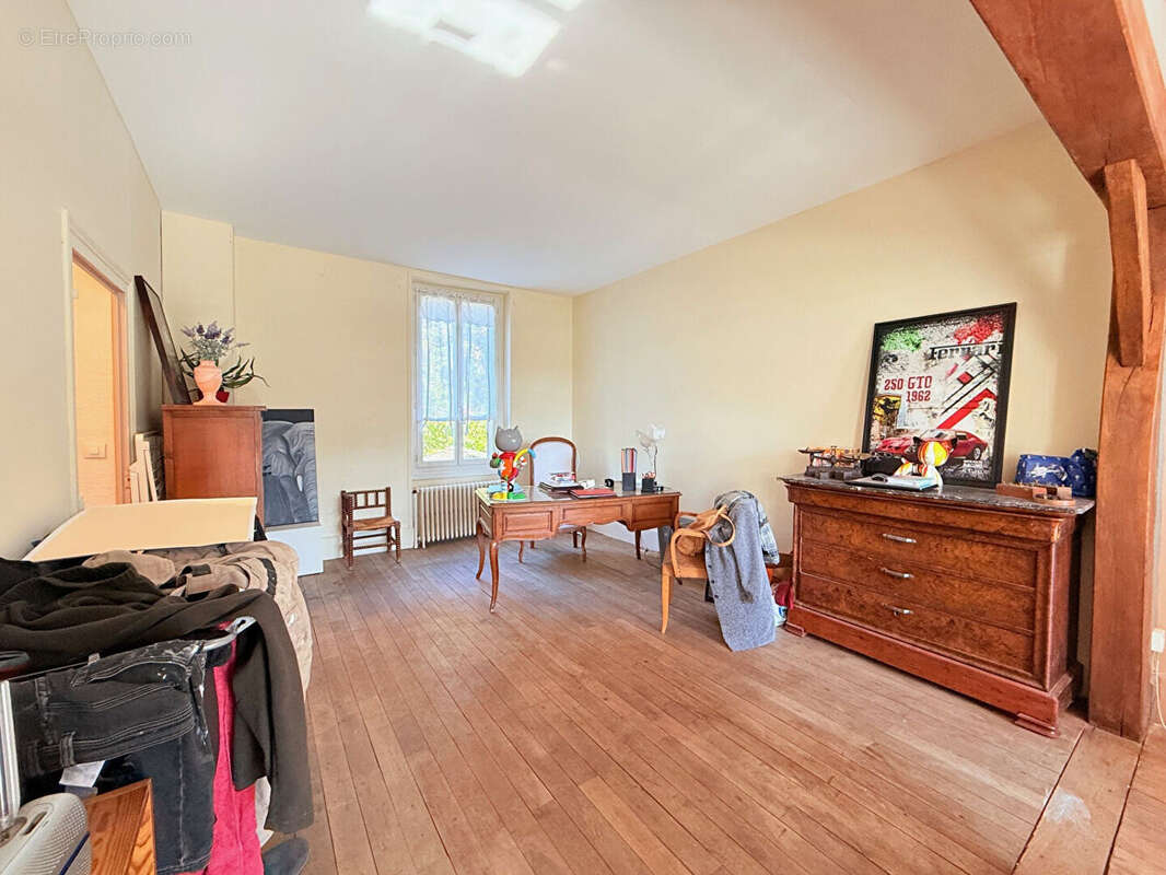 Maison à SAINT-DOULCHARD