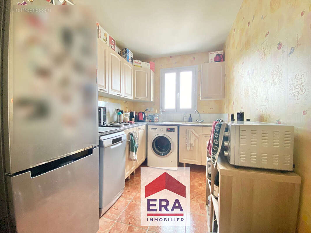 Appartement à SARTROUVILLE