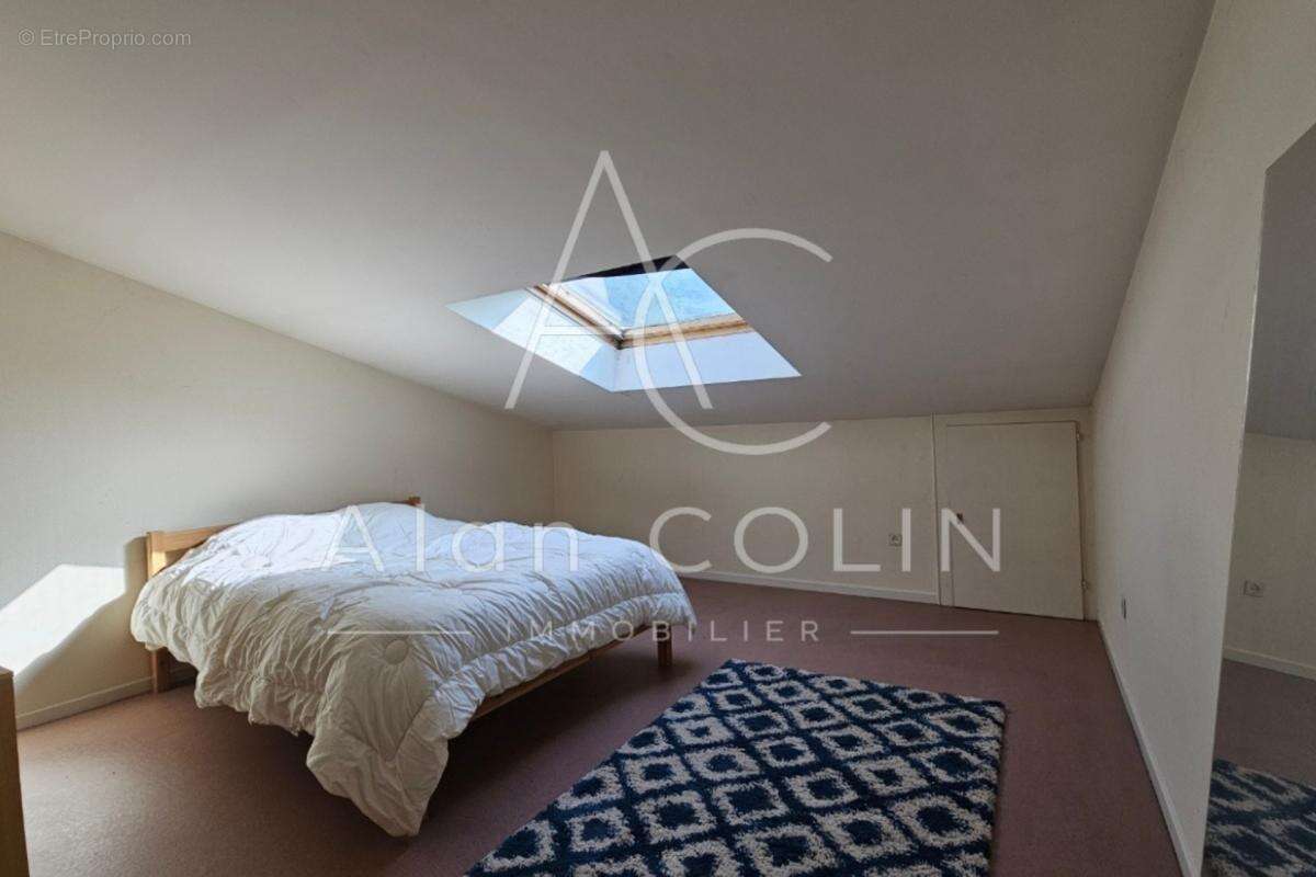 Immeuble avec local commercial et logement à Sierck-les-Bains - photo 8
