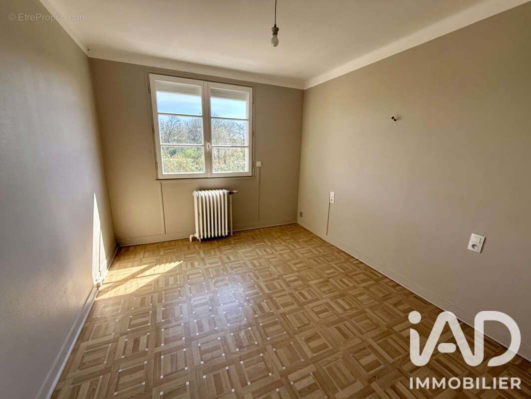 Maison 100 m² à Bree  - photo 8