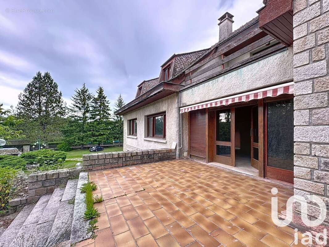 Photo 2 - Maison à LE MALZIEU-VILLE