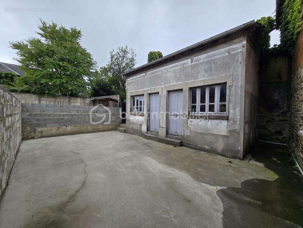 Maison à SAINT-JEAN-DES-BAISANTS