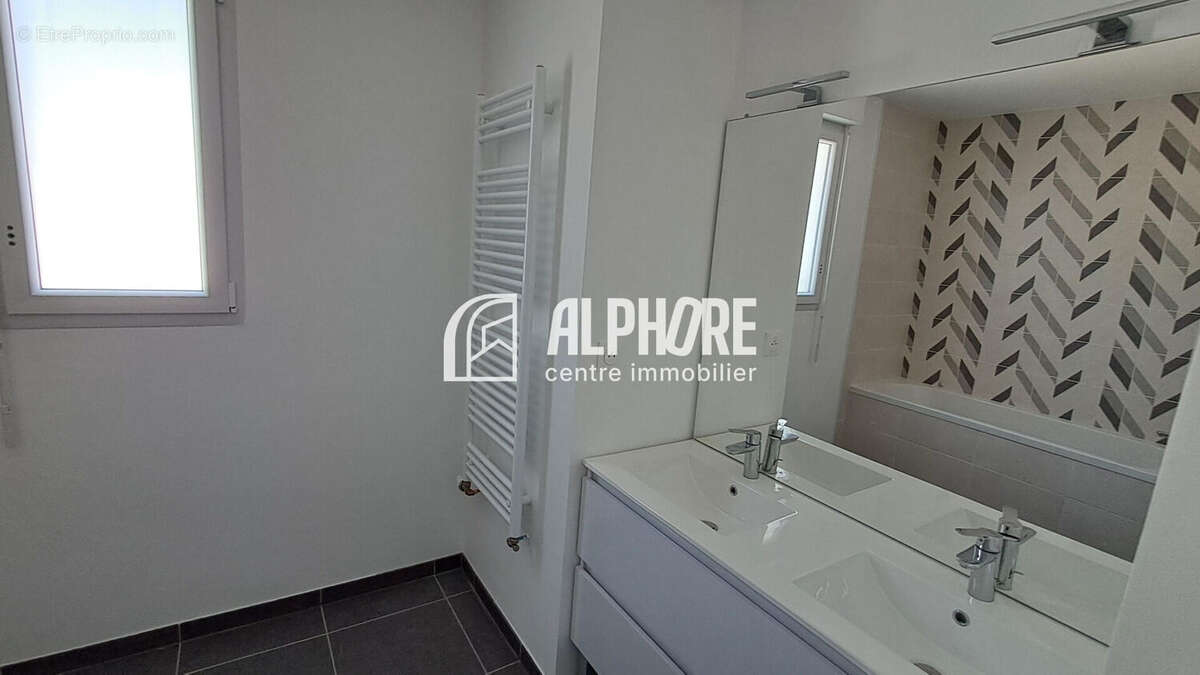 Immaculée, appartement Re2020 - T4 avec 3 terrasses et 2 stationnements , disponibilité immédiate. - photo 6