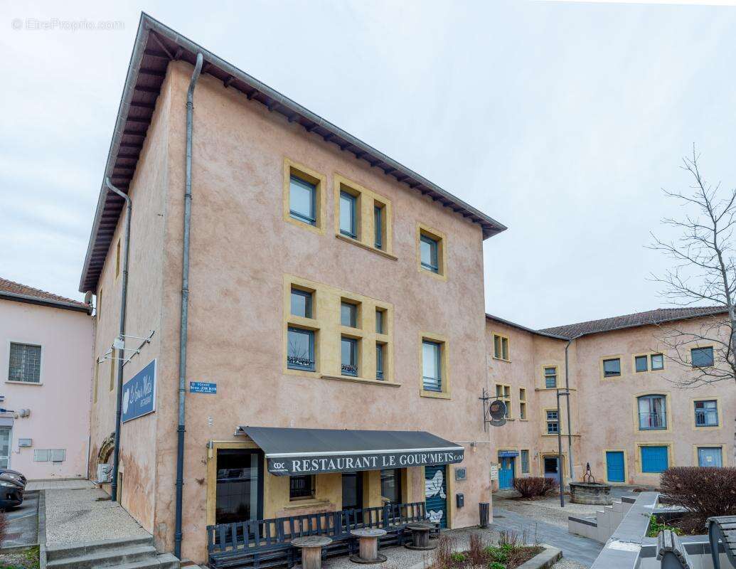 Appartement à LA VERPILLIERE
