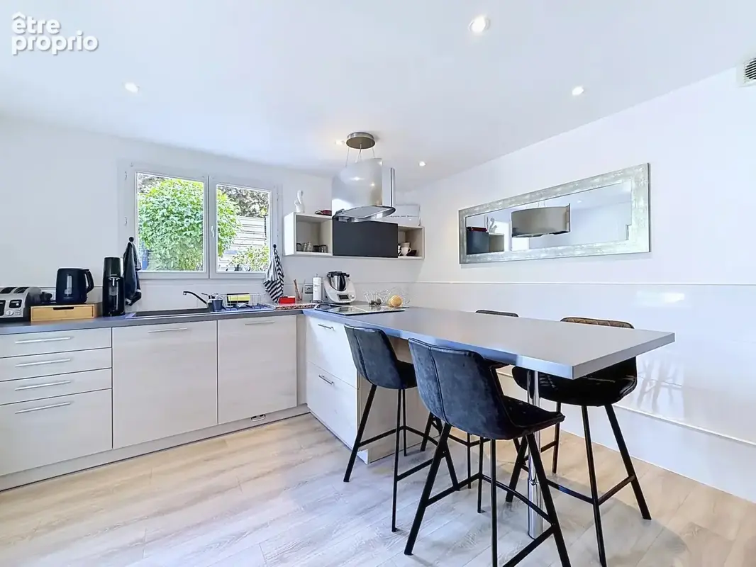 Maison 5 pièces avec piscine et garage à Tourrette-Levens - photo 6