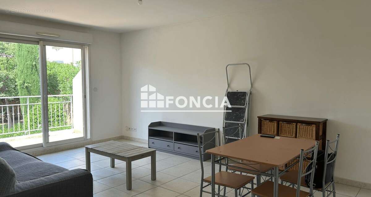 Appartement de 47 m2 avec terrasse de 6,60 m2 et Double stationnement intérieur privatif - Quartier des Viougues - photo 2