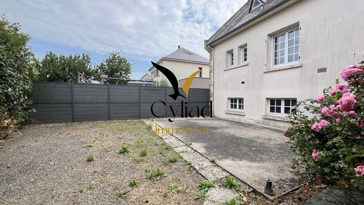 Maison 130 m² à Saint-Meloir-Des-Ondes  - photo 8