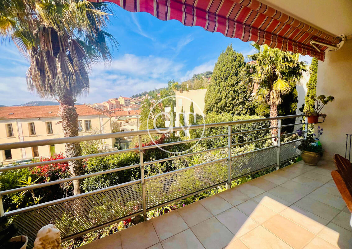 Appartement à HYERES