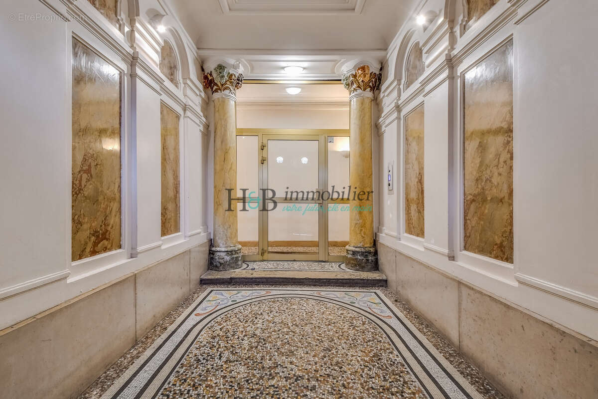 Appartement à PARIS-12E