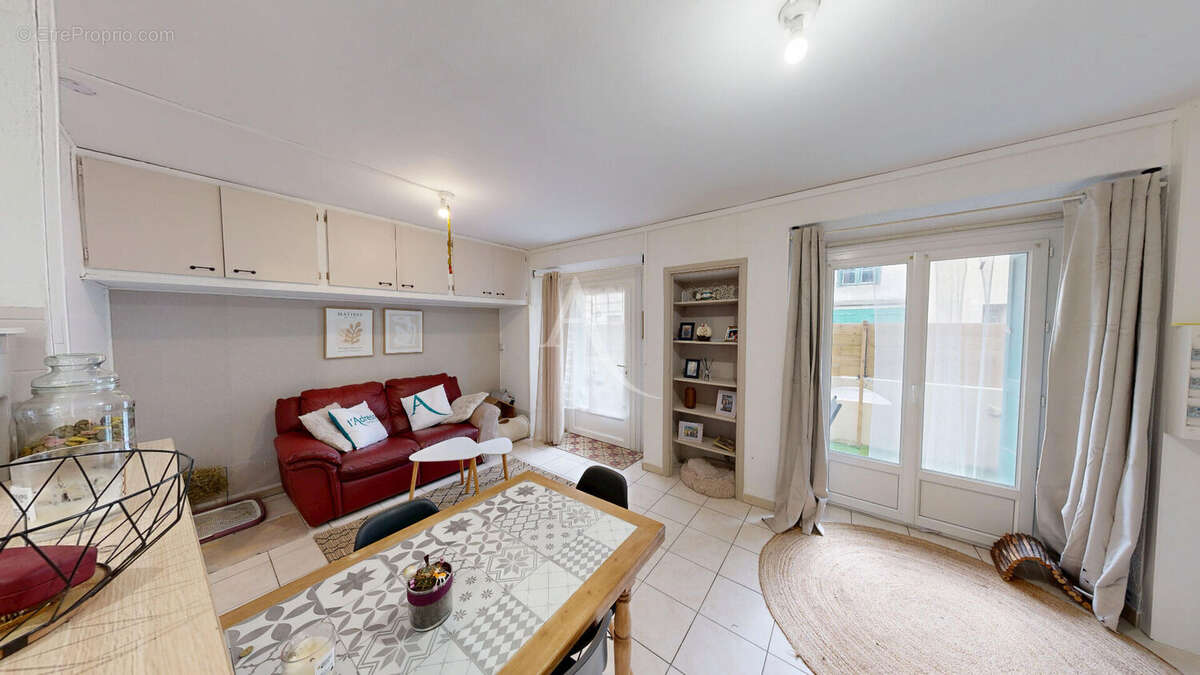 Maison à SAINT-DENIS