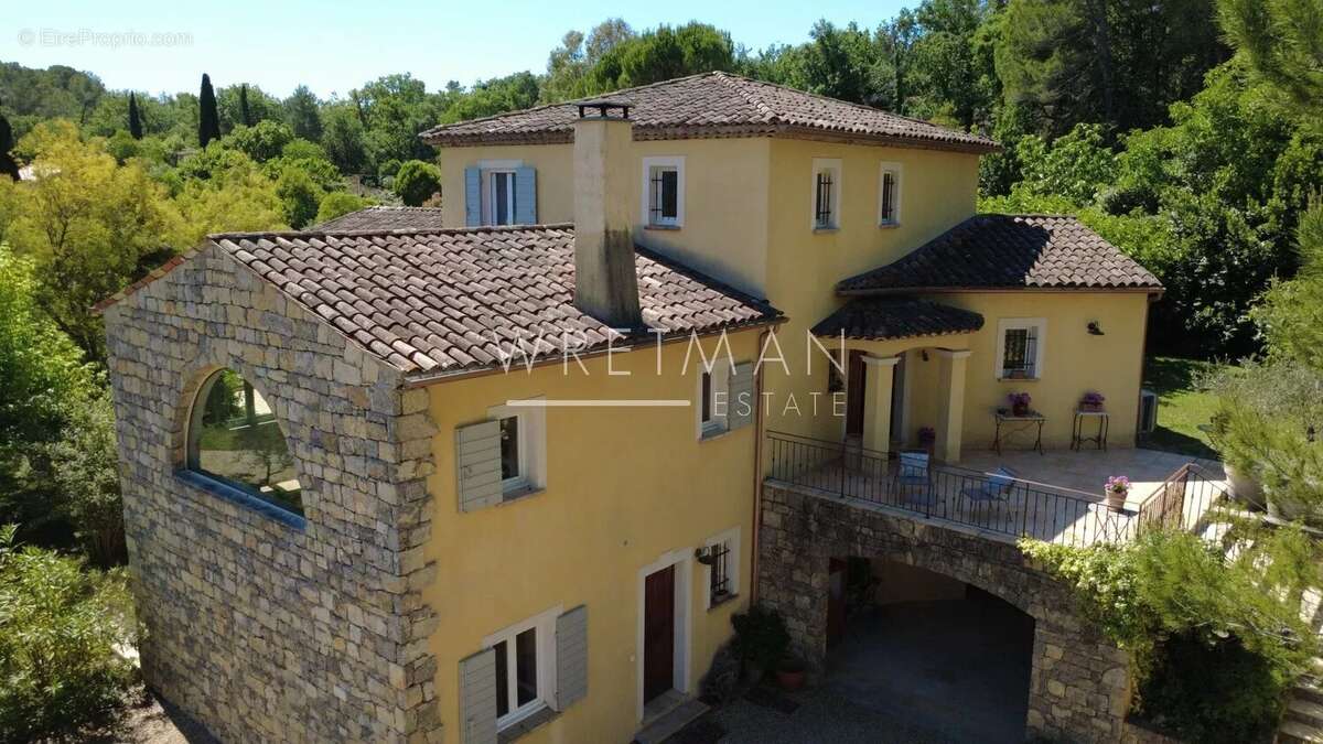 Maison à FAYENCE