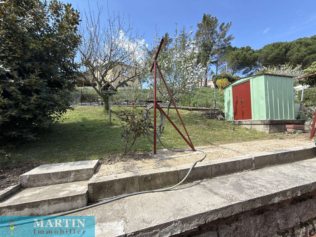 Maison à SAINT-LAURENT-DE-CERDANS