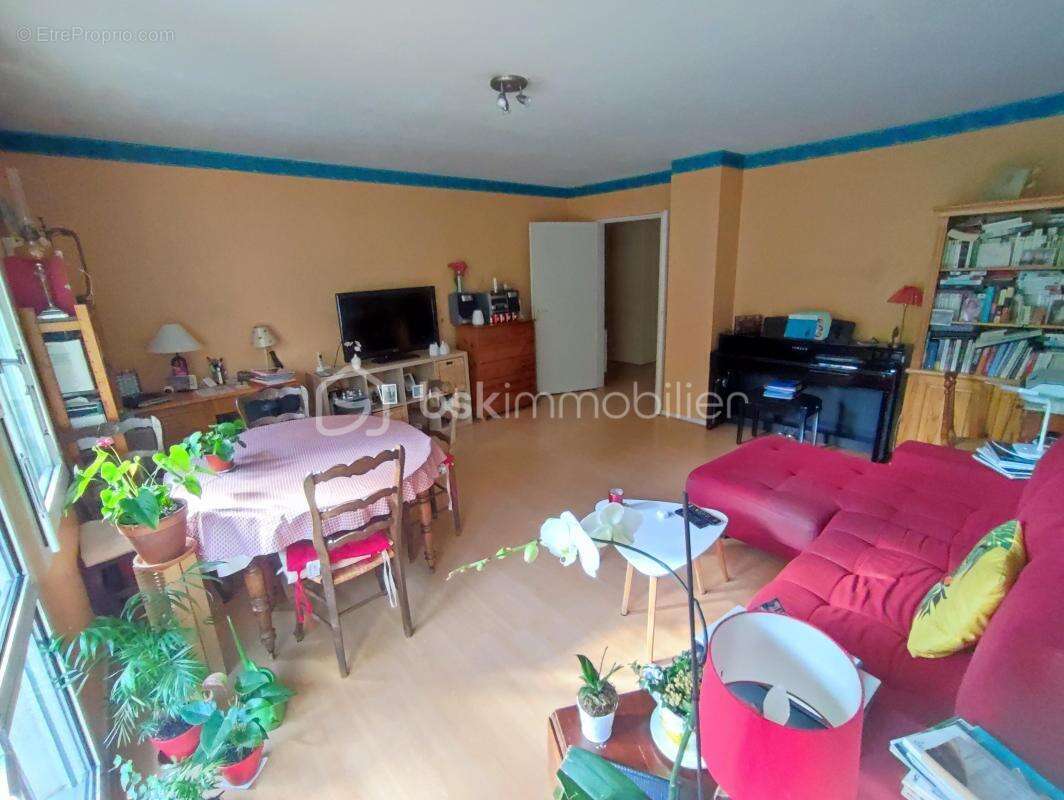 Appartement à SAVIGNY-SUR-ORGE