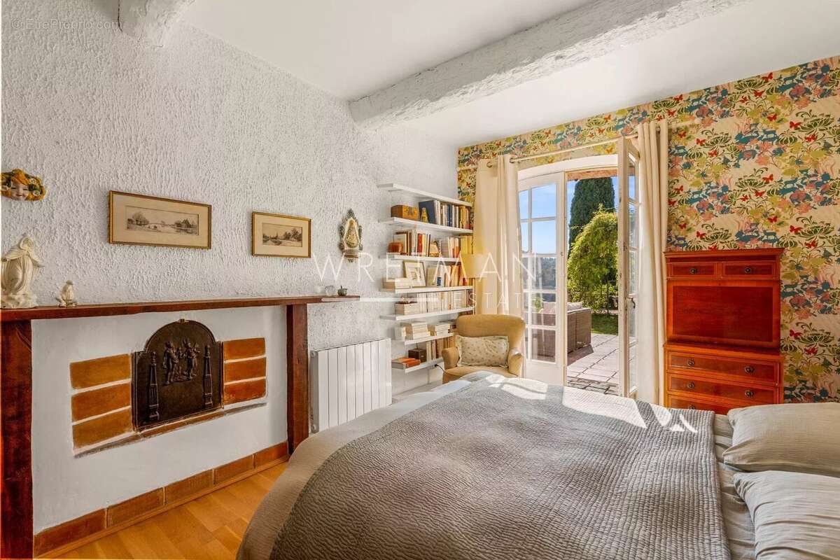 Maison à LE CANNET-DES-MAURES