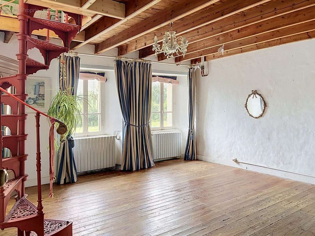 Maison à CAMETOURS