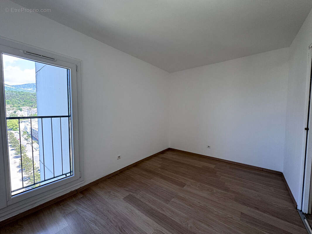 Appartement 4 pièces à vendre - Chambéry  le Haut - Lumineux - photo 7
