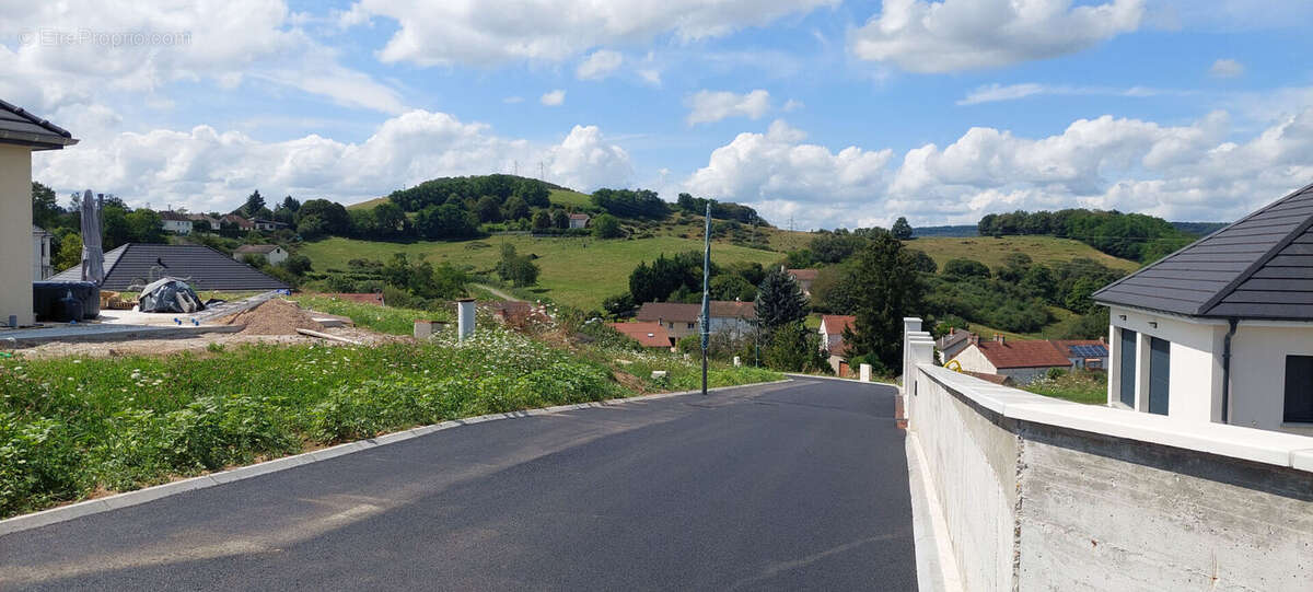 Terrain à LE CREUSOT
