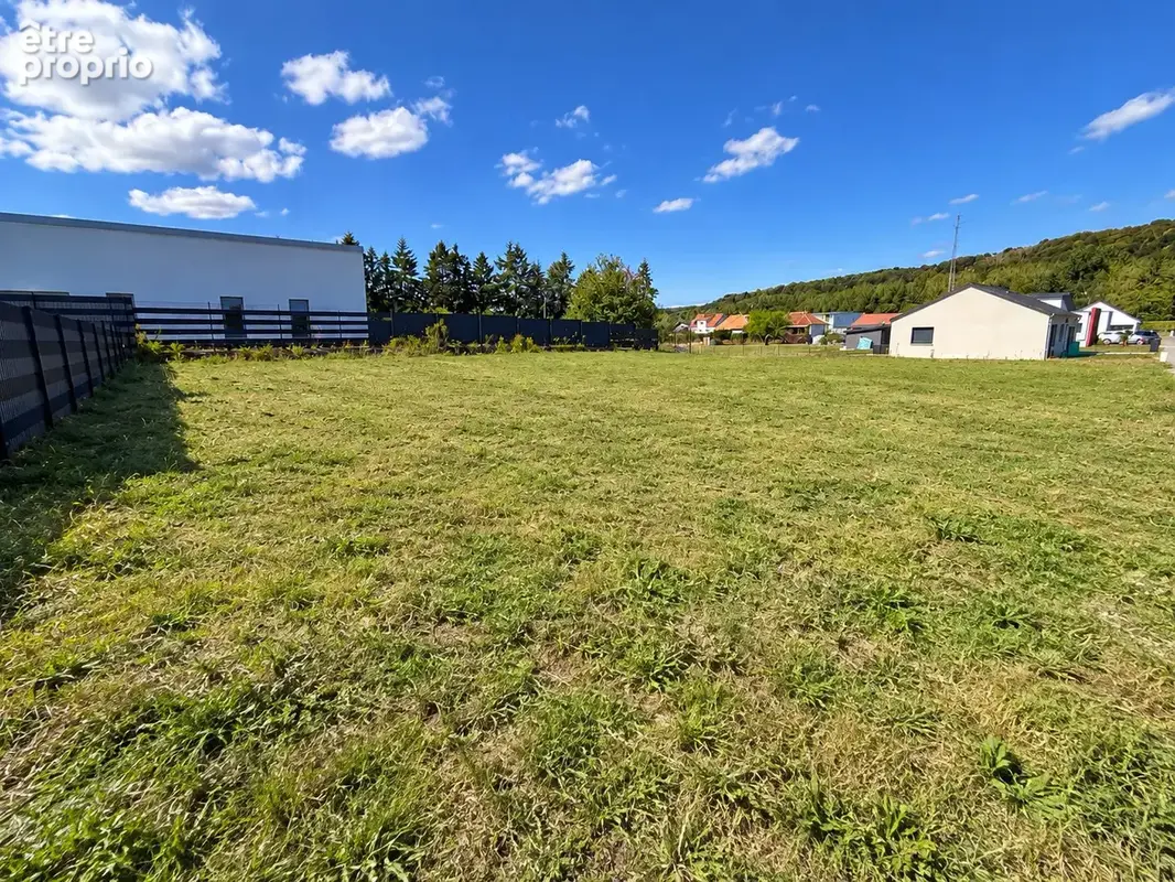 Terrain constructible viabilisé de 5 ares (Pas de frais d’agence) - photo 4