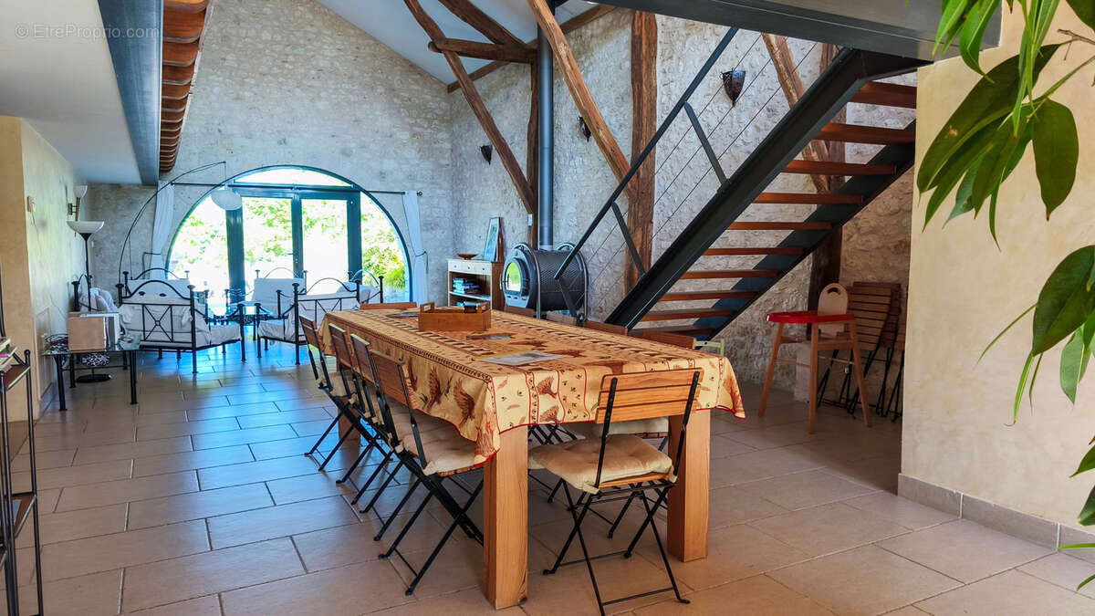 Maison à CAZES-MONDENARD