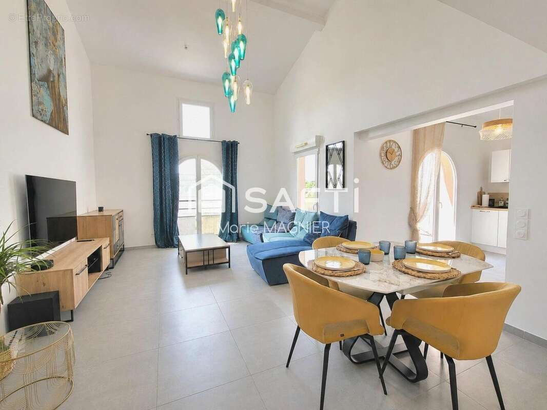 Photo 2 - Appartement à GRIMAUD