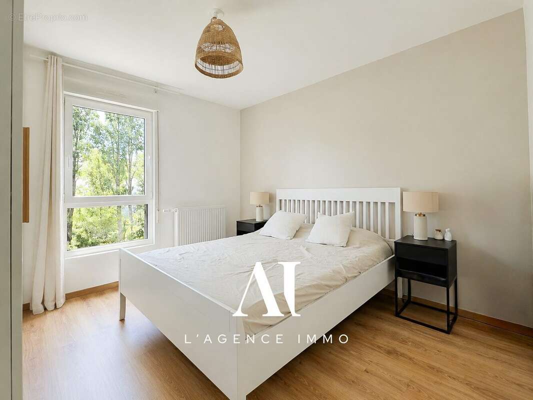 Appartement à ECHENEVEX