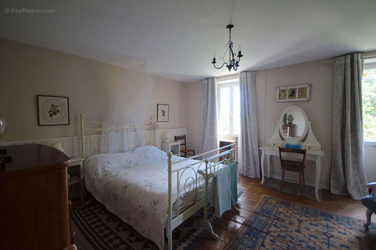 LA MANCHE Maison avec 4 chambre à vendre à Saint Denis le Gast - photo 9