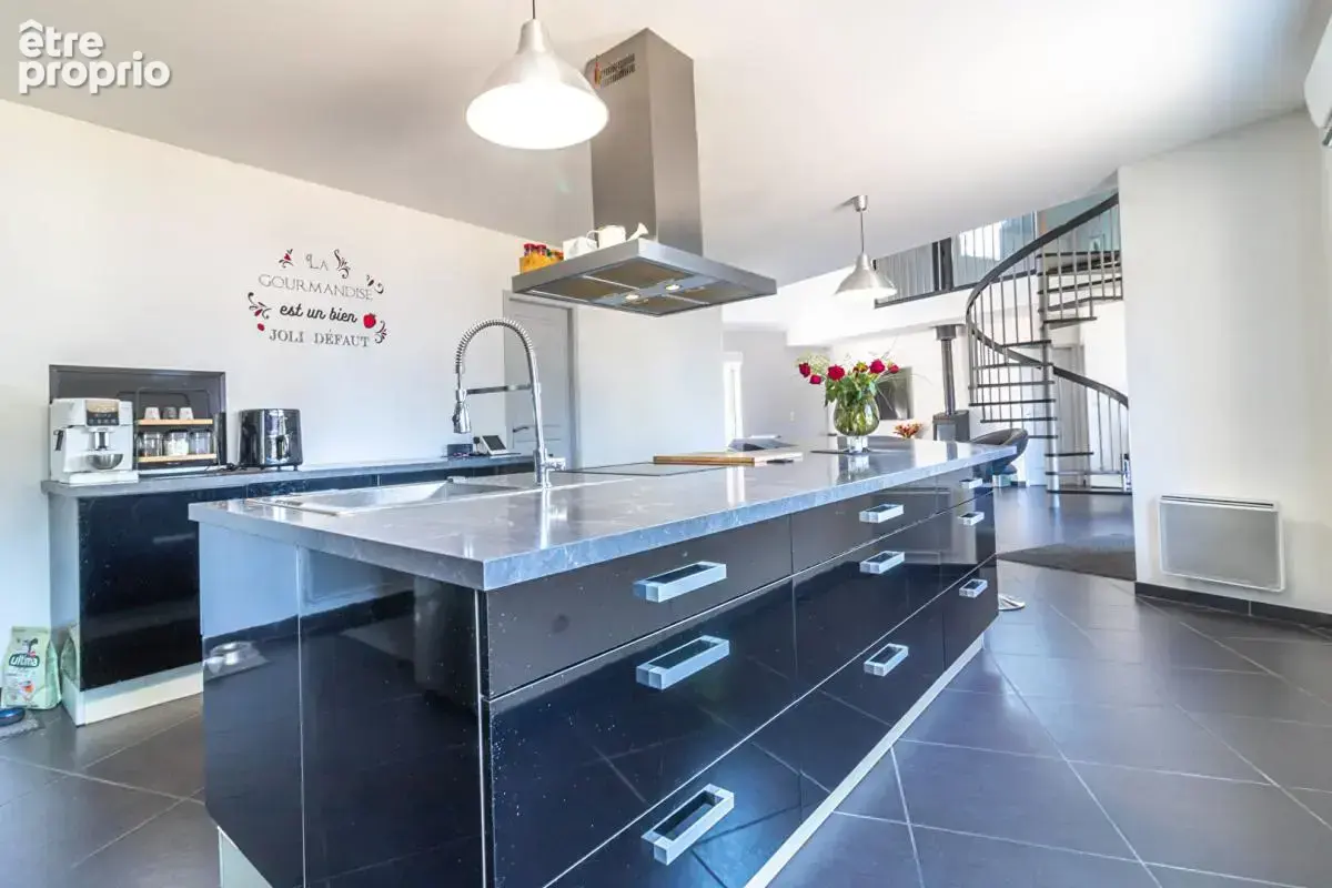 Maison Chabris 6 pièce(s) 165 m2 - photo 6